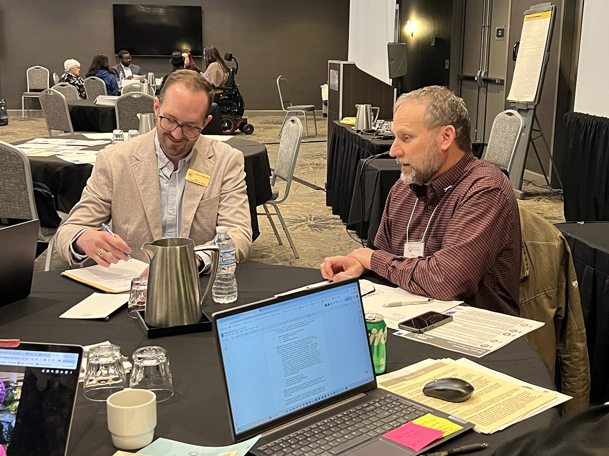 Class 42 April Session – participants discussing